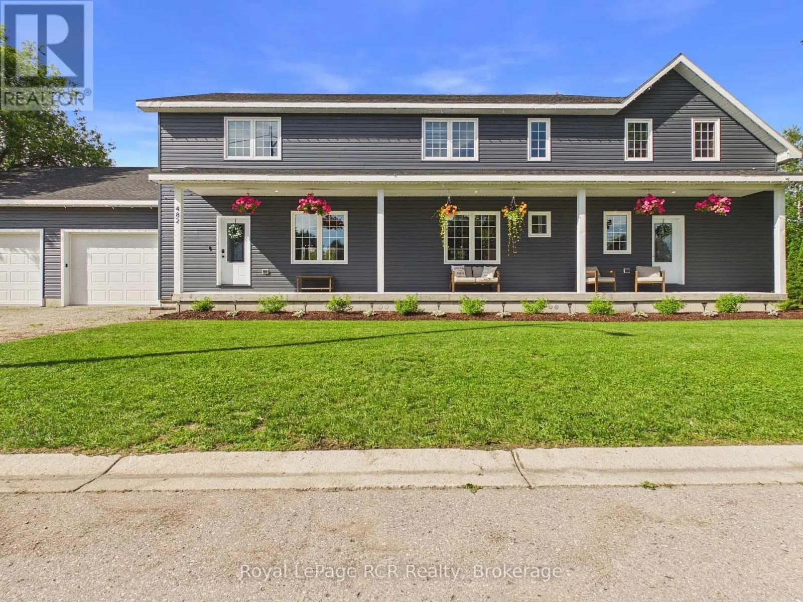 482 Wolsley Street, Huron-Kinloss (Lucknow)